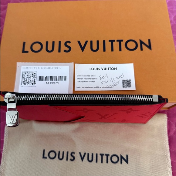 Louis Vuitton Red Card Holder - Picture 5 of 11
